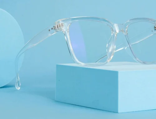 Brille mit Spülmittel reinigen: Die bewährte Hausmittel-Methode